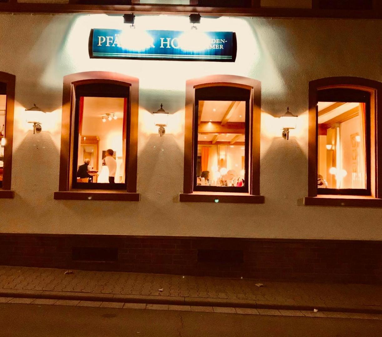 Hotel Pfaelzer Hof Enkenbach-Alsenborn Buitenkant foto